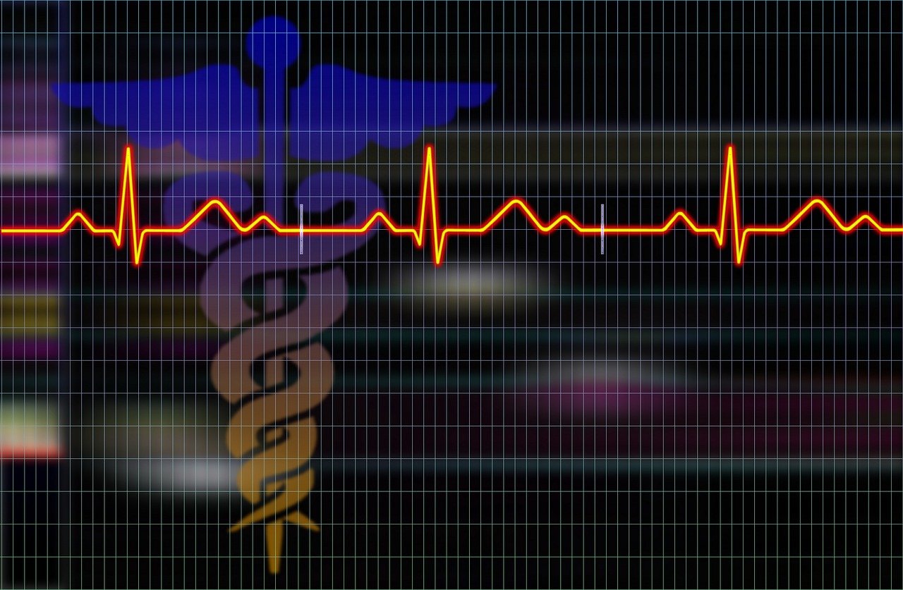 이유 없이 심장이 뛰는 느낌&amp;#44; 그냥 넘기면 안 되는 이유