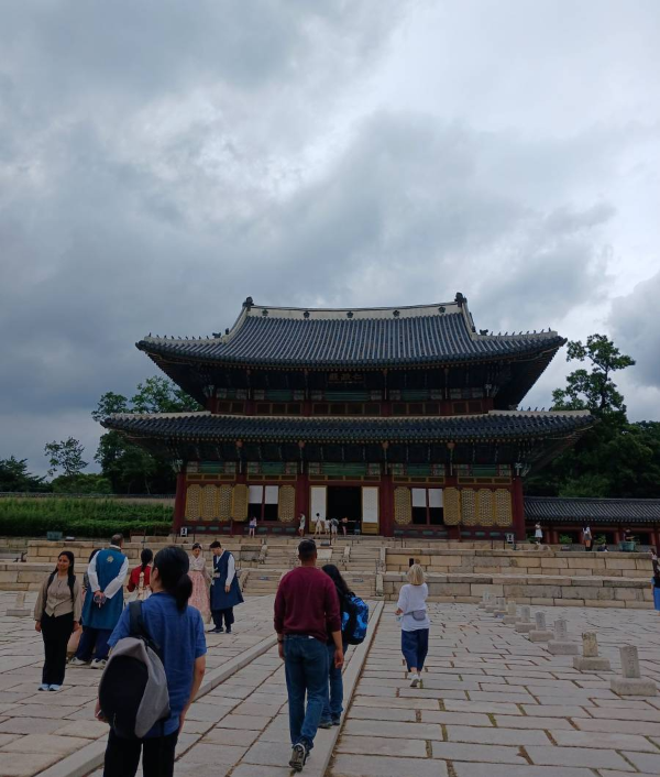 창덕궁 인정전 안뜰