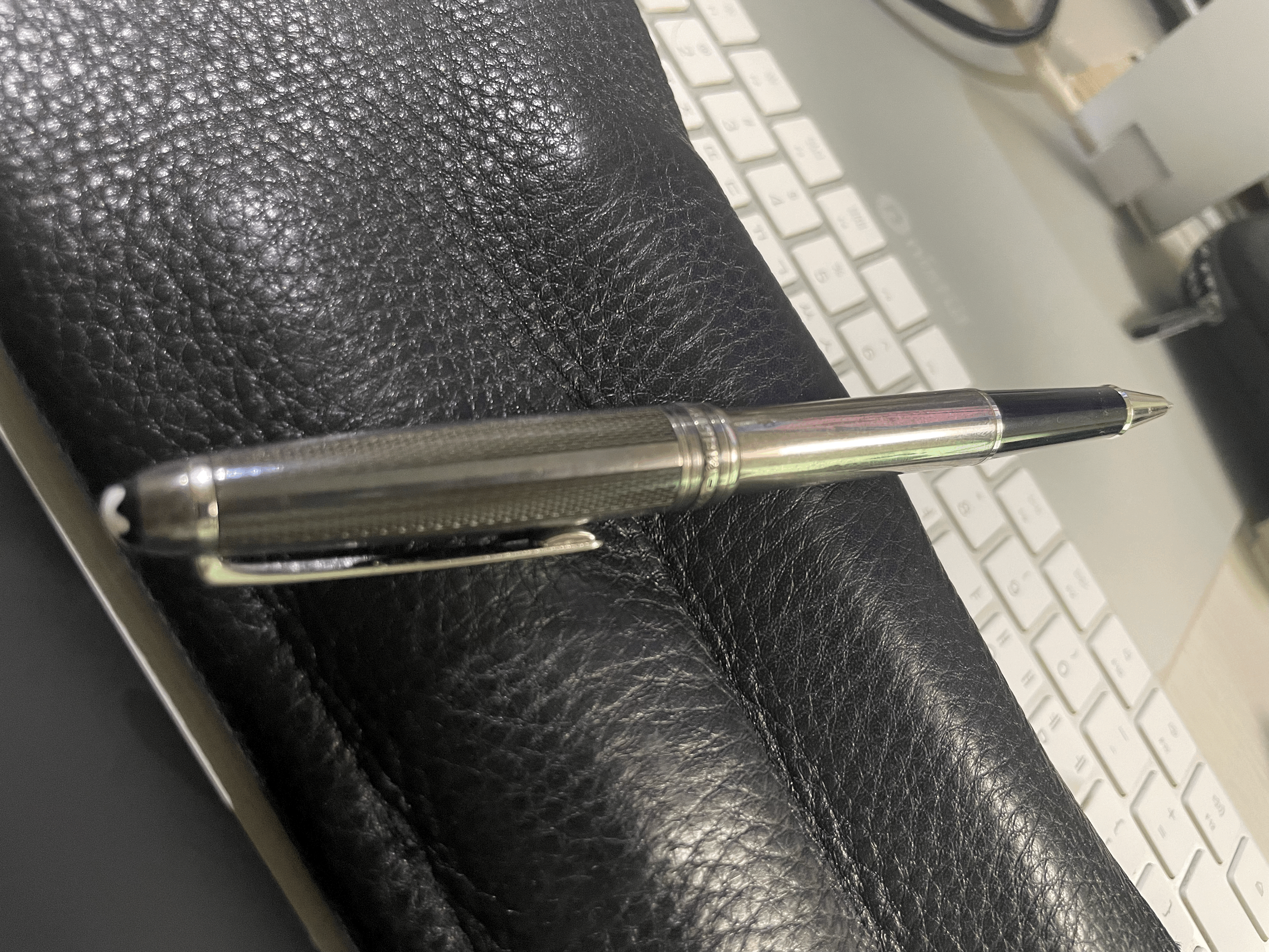 몽블랑명품펜은실버제품