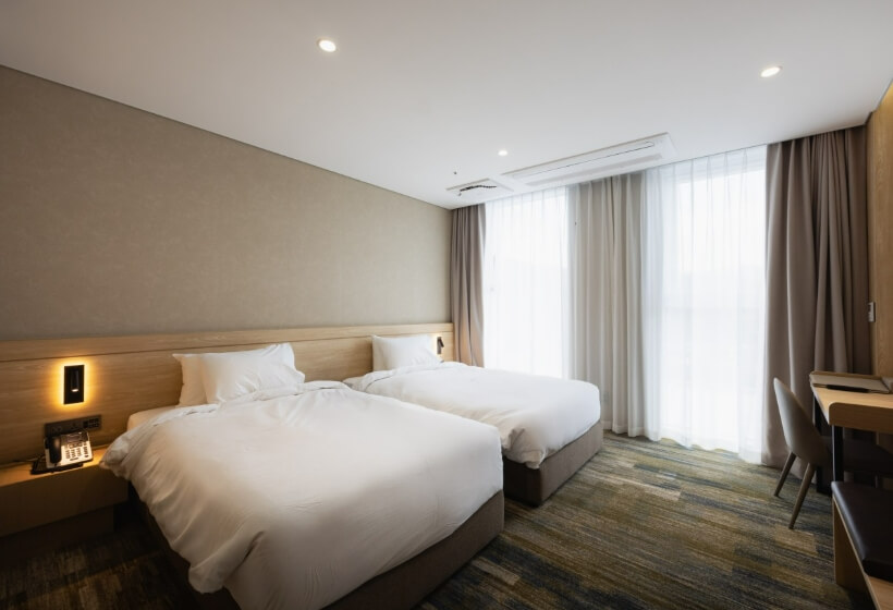 고창 웰파크관광호텔