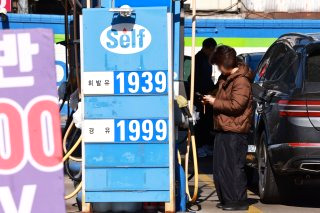 강훈식 원유 확보 : 나프타 210만톤 카자하스탄 출국 일본 네티즌 반응