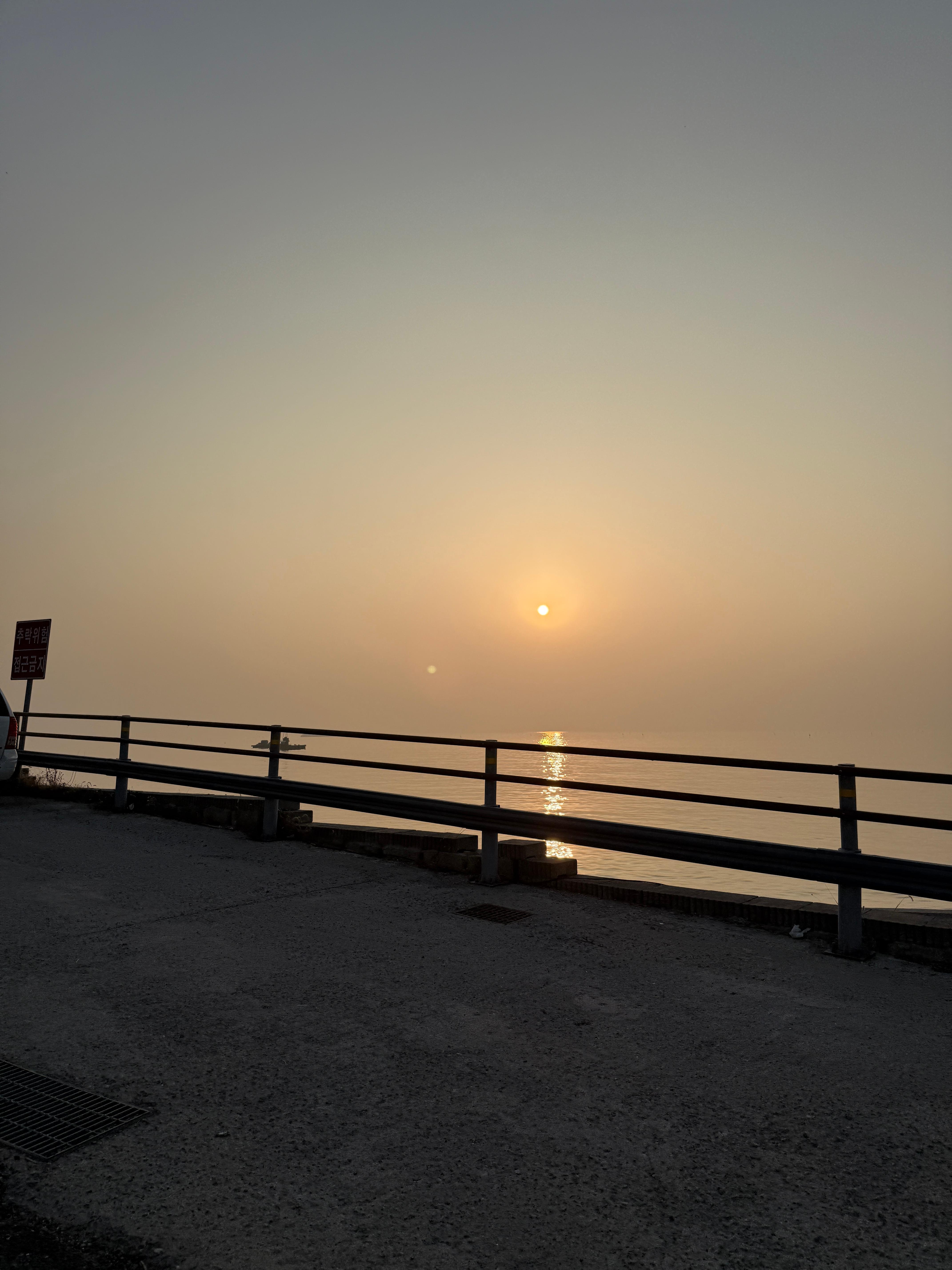 천북굴단지 주위 풍경