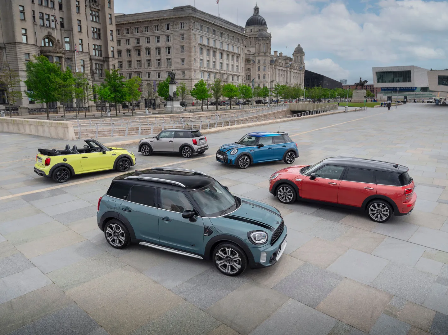 미니 쿠퍼 C 5도어 이미지