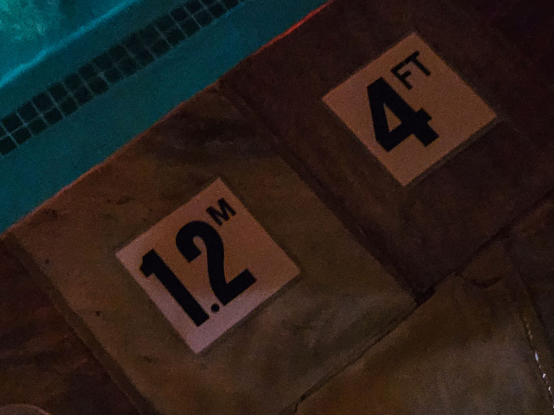 쉐라톤 와이키키 수영장 야간