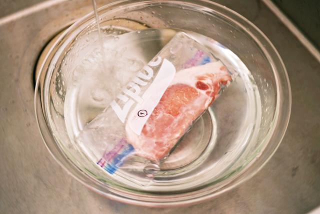 고기 해동 빨리하는법,고기 누린내 없이,팁줌