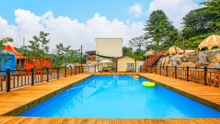 평점높고 인기많은 경기도 가평 펜션, 풀빌라 BEST 06: 인피니티풀, 반려동물풀빌라, 키즈풀빌라 등