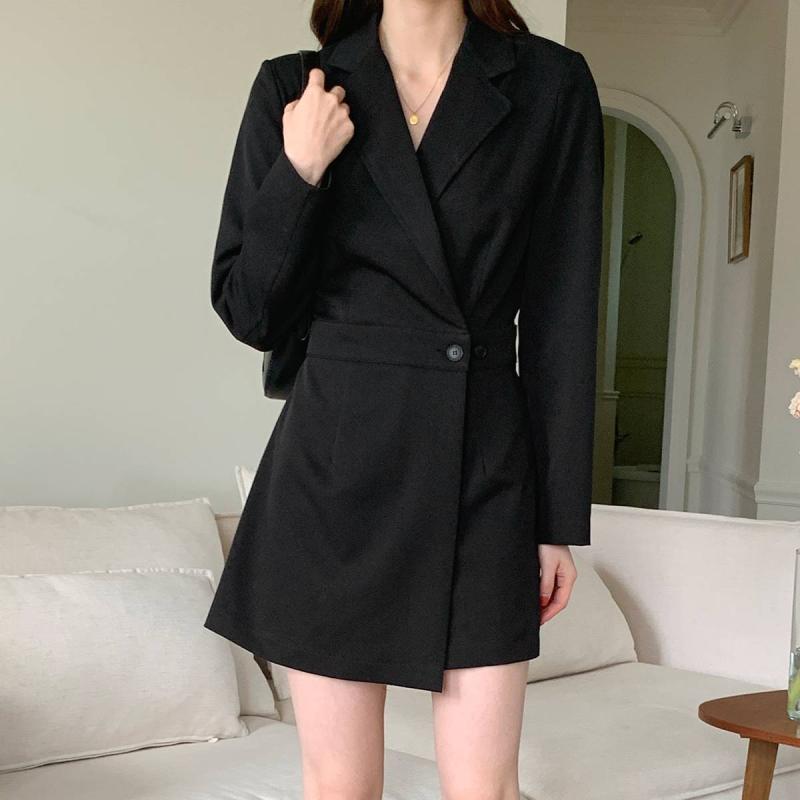 린다샵 자이애 버튼 카라 랩 숏 점프수트