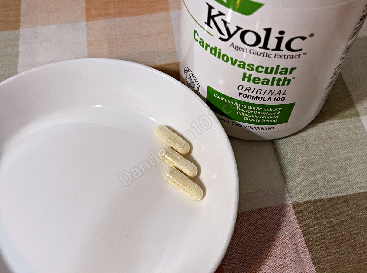 쿄릭&reg; 숙성마늘 추출물 오리지널 포뮬러 100 (WAKUNAGA Kyolic&reg; Aged Garlic Extract Original Formula 100) 캡슐 사진