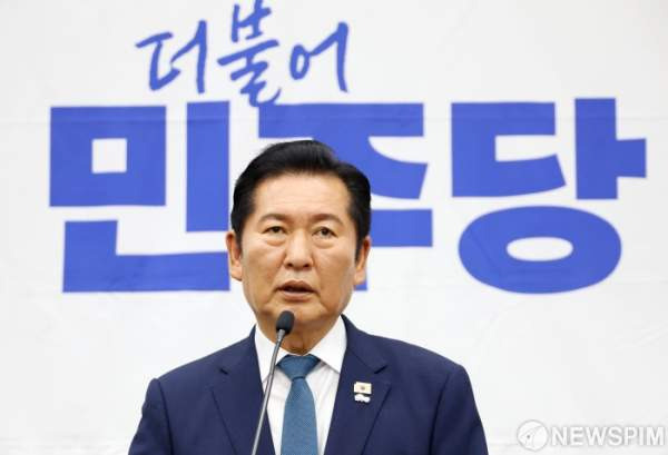 정청래 나이 프로필 고향 학력 가족 아들 논란 사퇴 압박 및 2026년 전당대회 연임 쟁점 냉철 분석