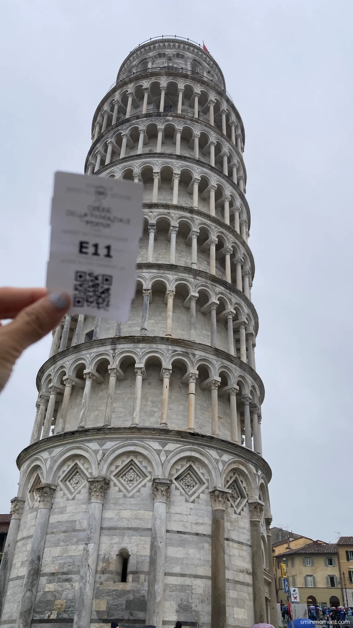 피렌체-피사-피사의사탑-오르기전-기념사진