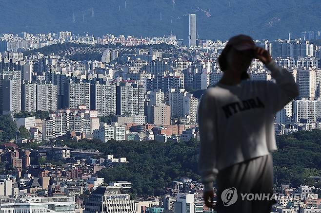 내년 수도권 집값 상승 예상, 지방은 하락 전망 양극화 심각