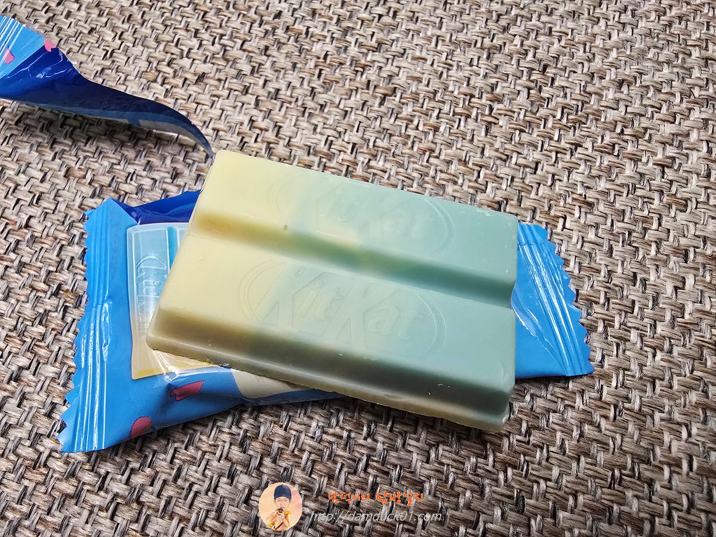 킷캣 후지산 블루베리치즈케이크 맛