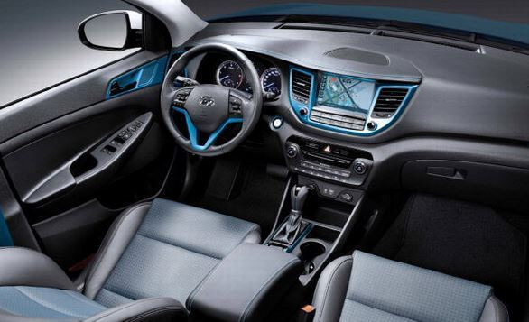 투싼 차량 사진