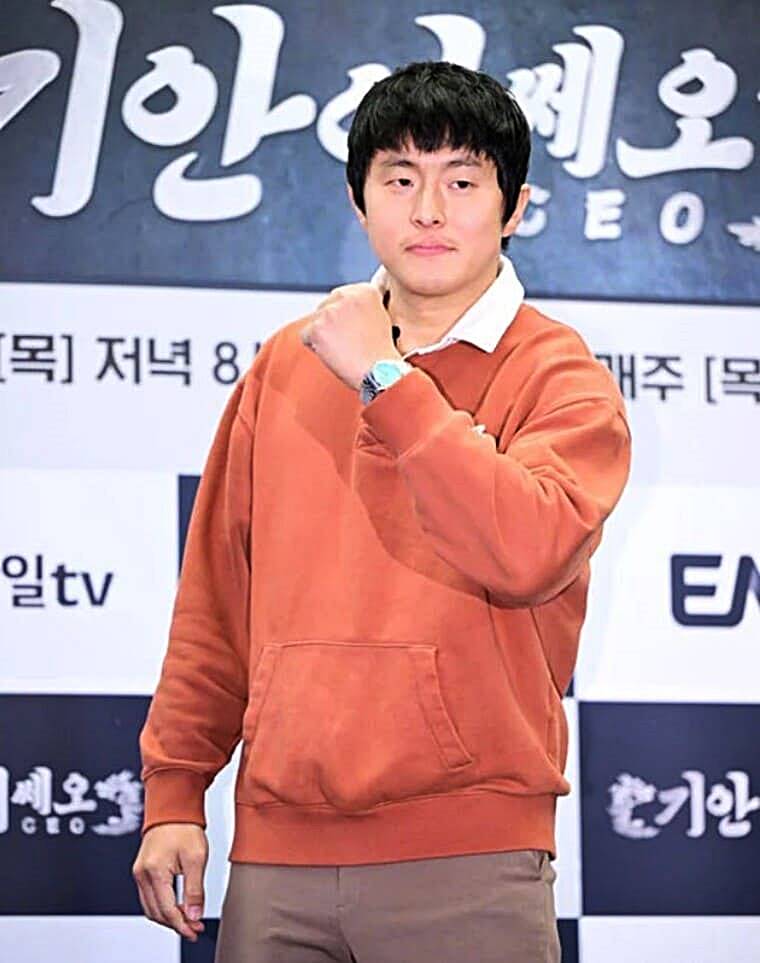 웹툰-작가-겸-방송인-기안84