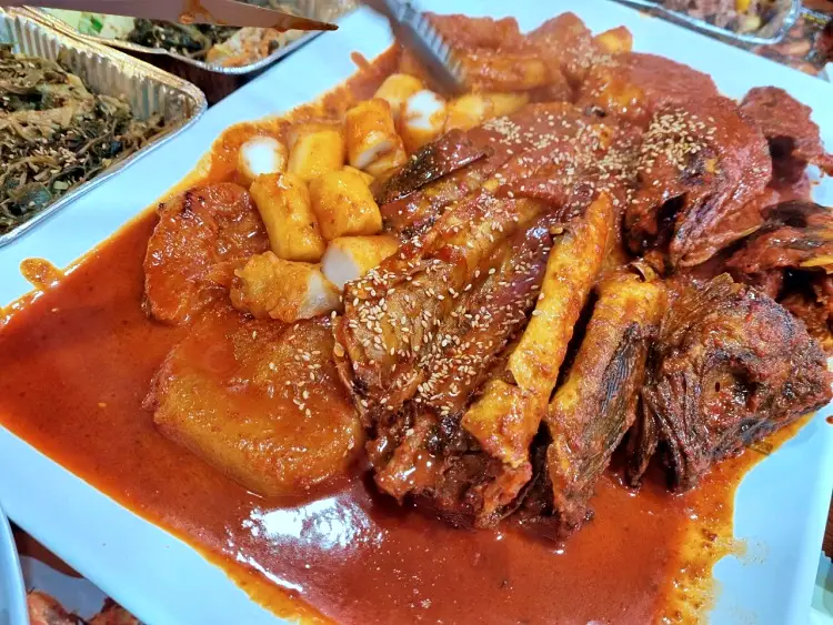 소문의맛집 외식하는날 버스킹 정인 추천 코다리 해물 시래기 갈비 조림 맛있는 식당 인천 송도 맛집 위치 메뉴 가격 정보