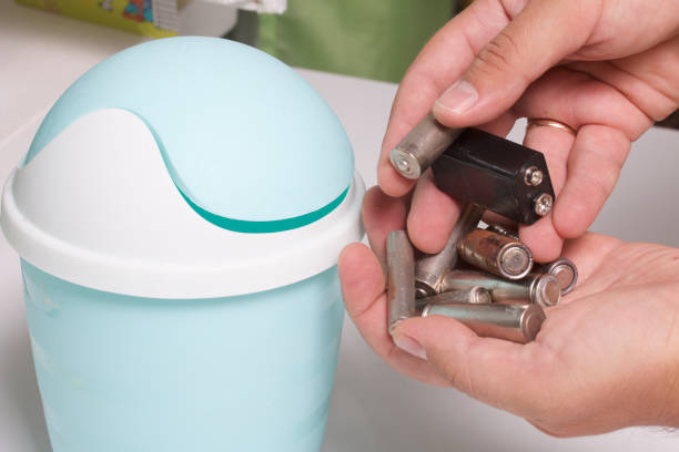 건전지 vs 리튬이온 배터리, 분리배출이 다릅니다