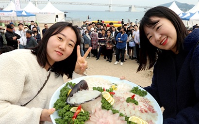 2025 광안리어방축제 총정리|먹거리·포차·할인쿠폰·무료주차 완벽 가이드