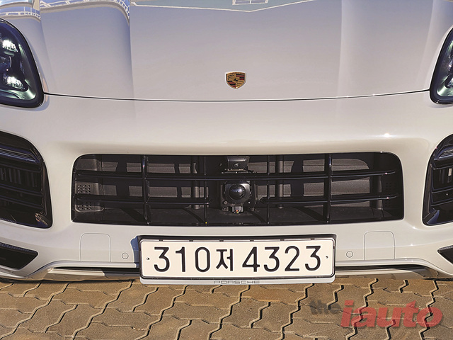 포르쉐 카이엔 E-하이브리드