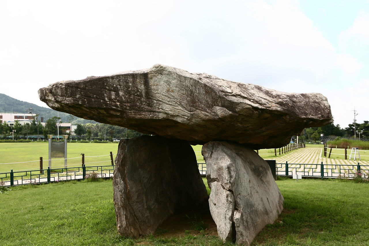 고인돌유적 관련사진