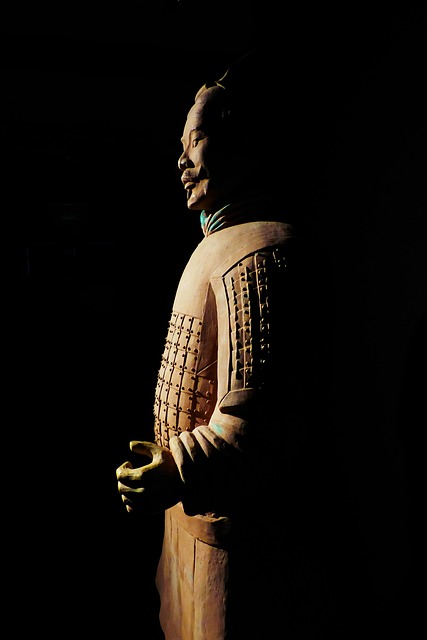 2000년 전 흙으로 빚은 기적: 진시황릉 병마용, 그 압도적 스케일의 비밀!