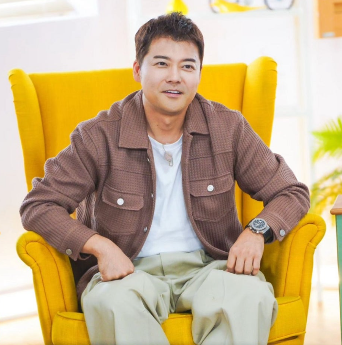 전현무 프로필 예능 아나운서 세상에 이런일이 방송 프로그램 나이