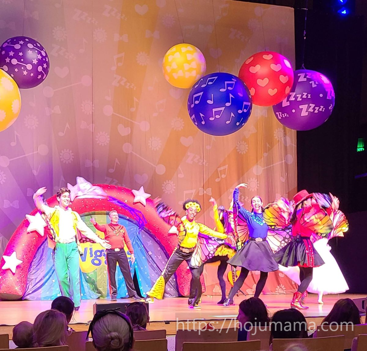 더 위글스의 공연