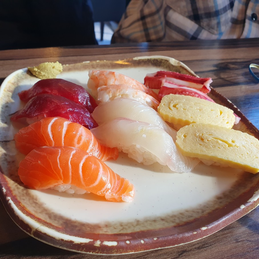 여우골 기본초밥