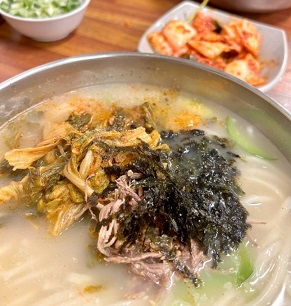 고명많이-칼국수