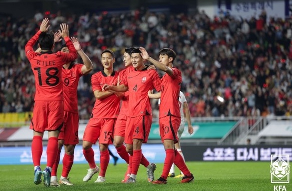 김민재의 빈자리 김주성 대체 발탁