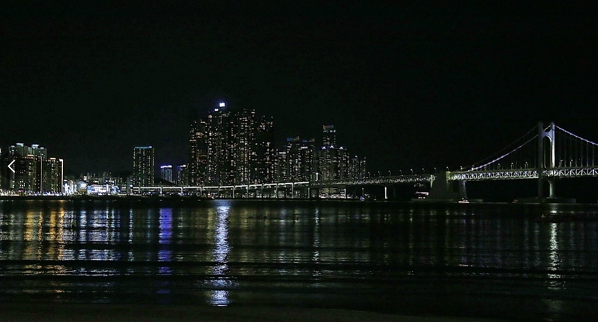 여유롭게 걷기 좋은 바다 산책로와 방문객 안내 정보