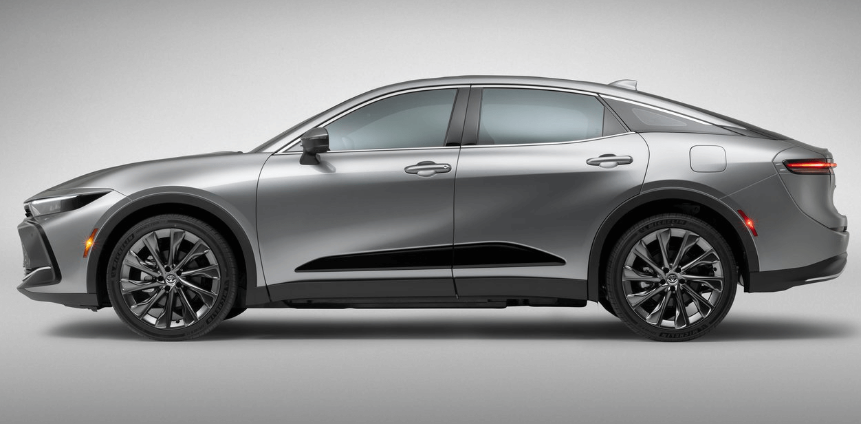 토요타 크라운 하이브리드