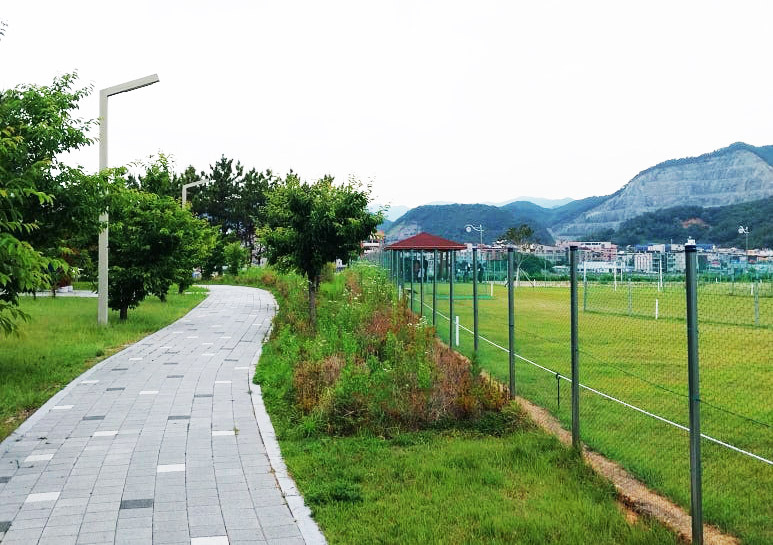 창원 용원파크골프장. 경남 창원시 진해구 용원동 1347-7 (용원체육공원)