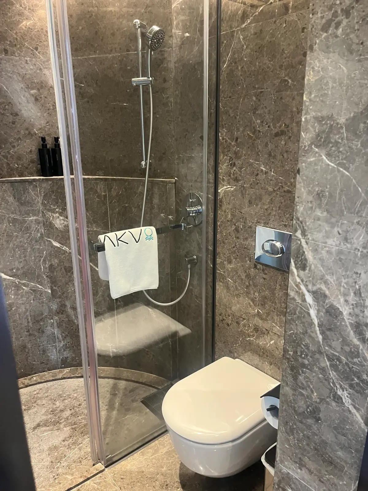 아크보호텔-화장실