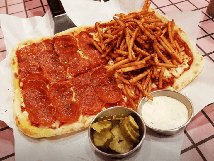 총신대입구역 맛집 "카니발피자 이수점" 음식사진