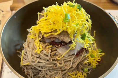 서촌 잘빠진메밀