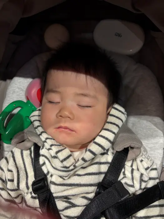 낮잠자는 아이