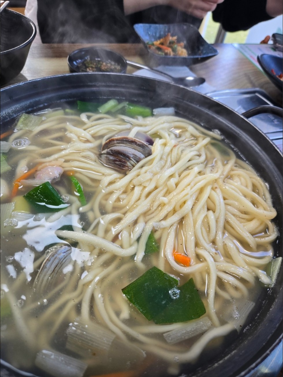 대부도 황금손칼국수 메뉴 이미지