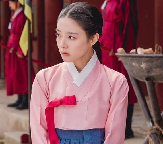 이세영 한복