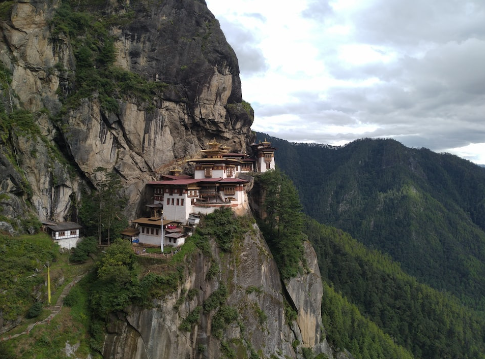 파로 타이거 네스트 사원