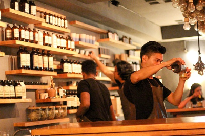 근처 문연 약국