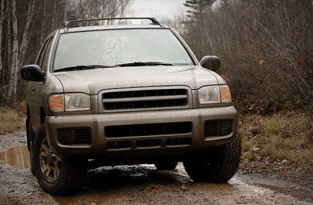 험지 주행에 적합한 오프로드 SUV 차량 – 중고차 수출 인기 모델