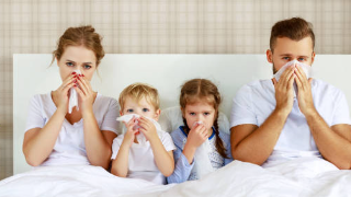 가족 재채기