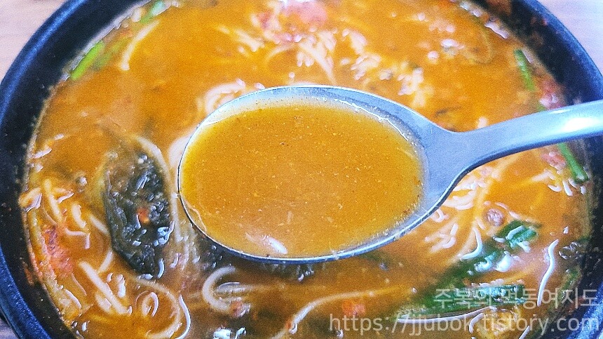 동강어탕국수-어탕국수-육수