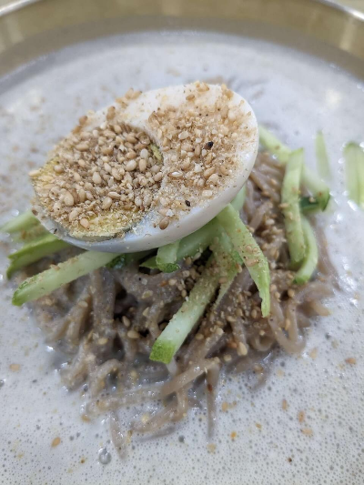서리태콩국수
