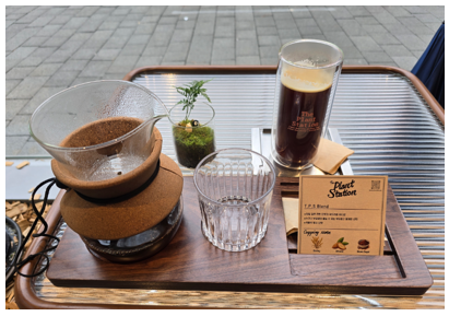 파주 식물 정거장 카페 커피 사진