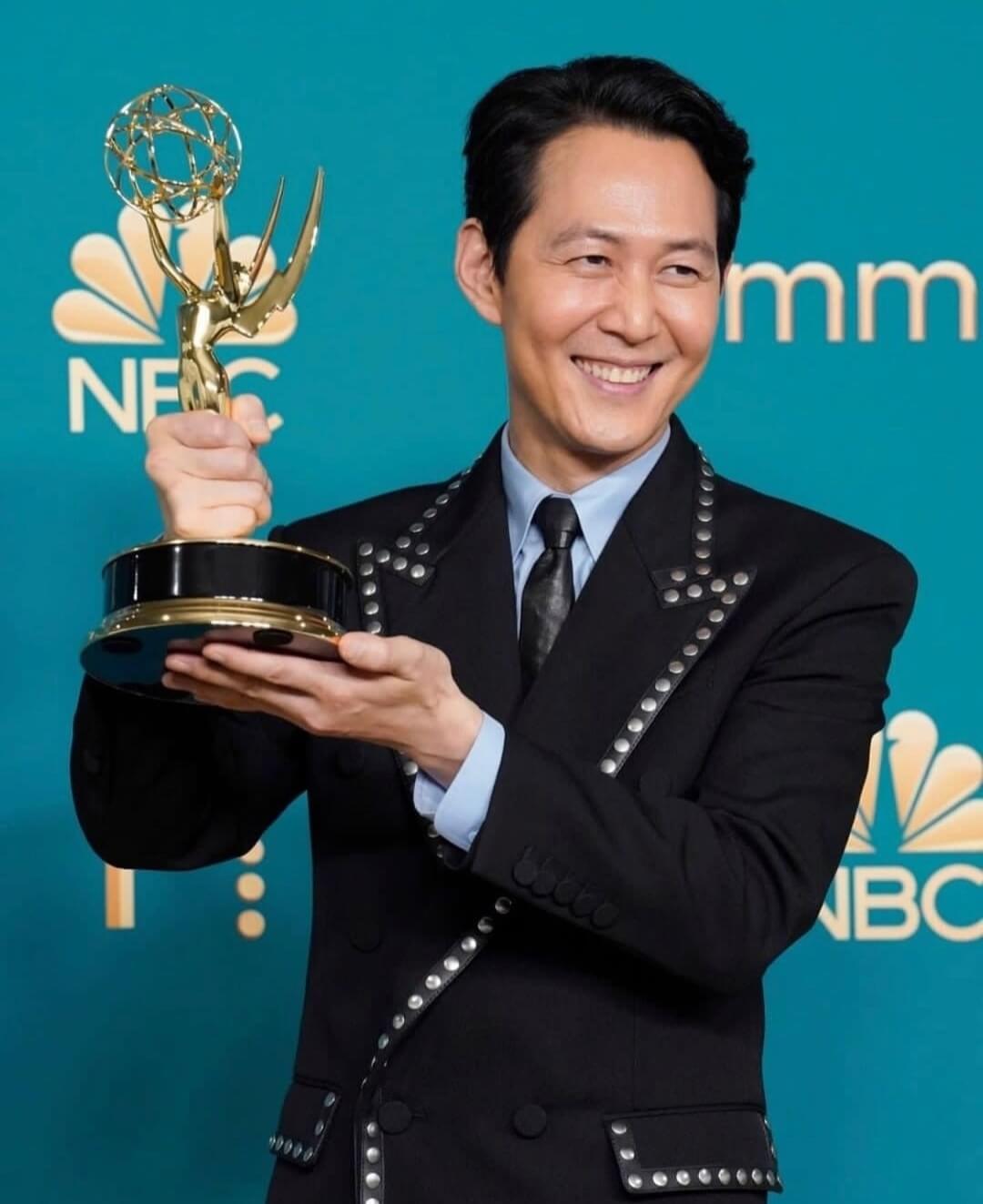 이정재-에미상-남우주연상