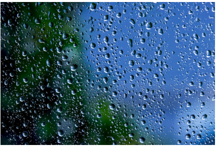 유리창에 물방울이 동그랗게 맺히는 이유