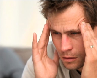 뒷골이 땡기는 증상