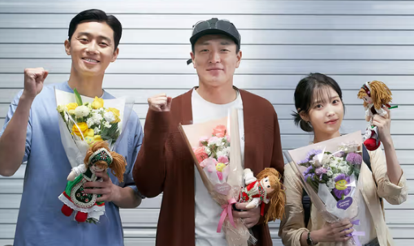 드림 영화 주인공 박서진, 아이유. 그리고 이병헌감독 사진