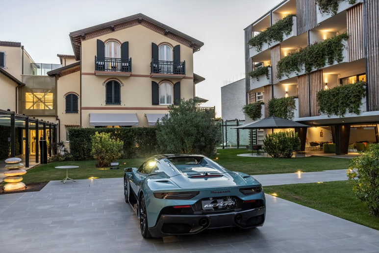 마세라티 MC푸라